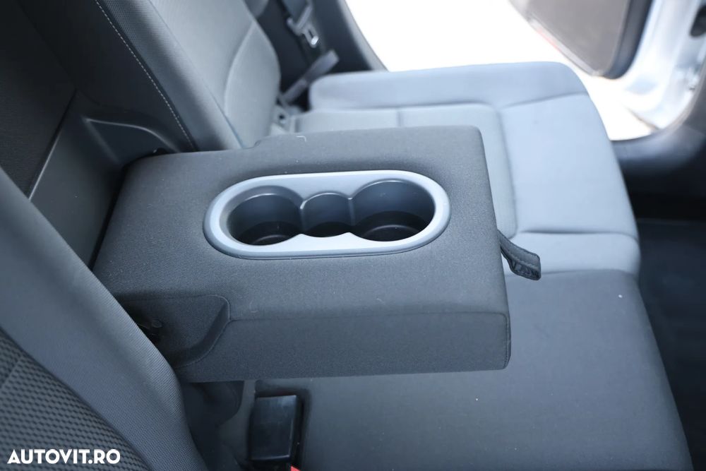 Volkswagen Golf 1.6 TDI DPF BMT DSG Trendline - 27