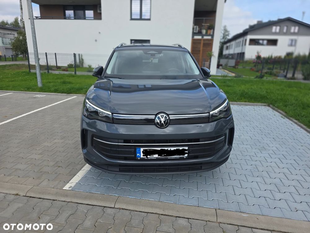 Volkswagen Tiguan - 11