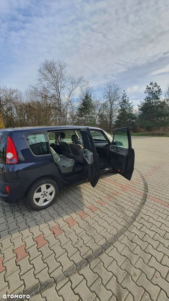 Renault Espace 2.2 dCi Authentique - 9