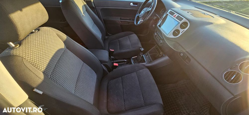 Volkswagen Golf 1.6 Comfortline - 13