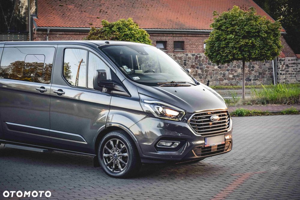 Ford Tourneo Custom 2.0 EcoBlue L2 Titanium - 19
