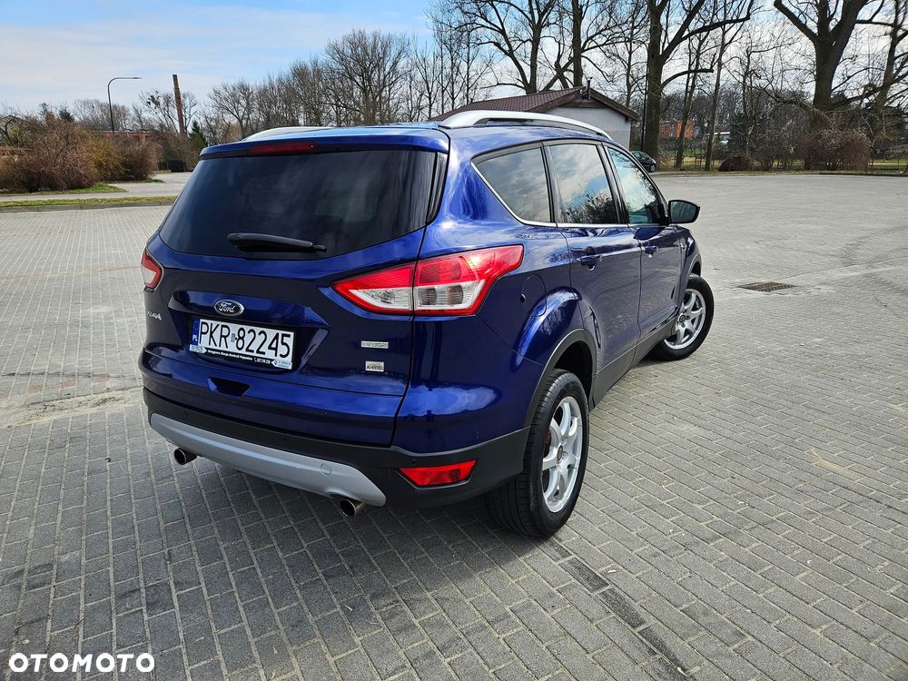 Ford Kuga 1.6 EcoBoost 2x4 Titanium - 23