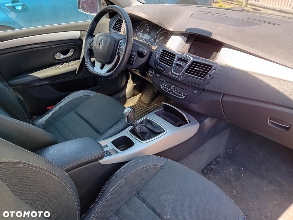 *RENAULT LAGUNA III* Samochód na części - 6