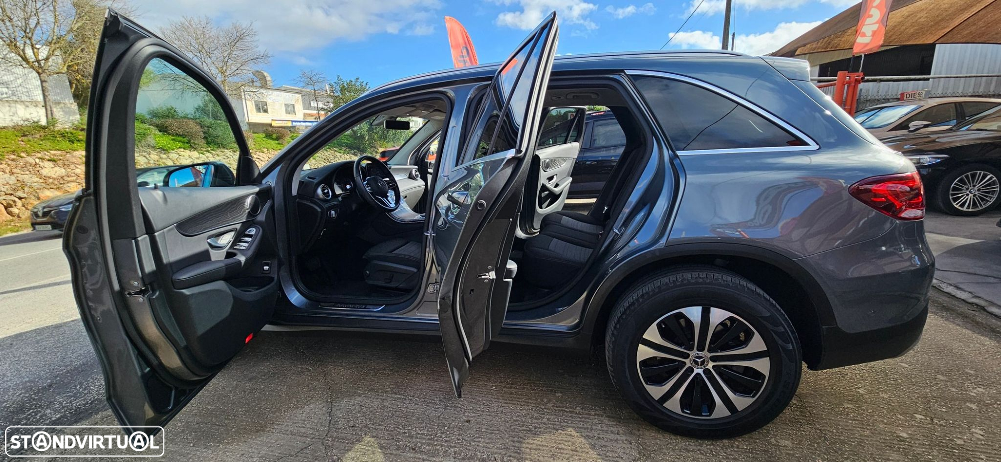 Mercedes-Benz GLC 300 d 4Matic - 3