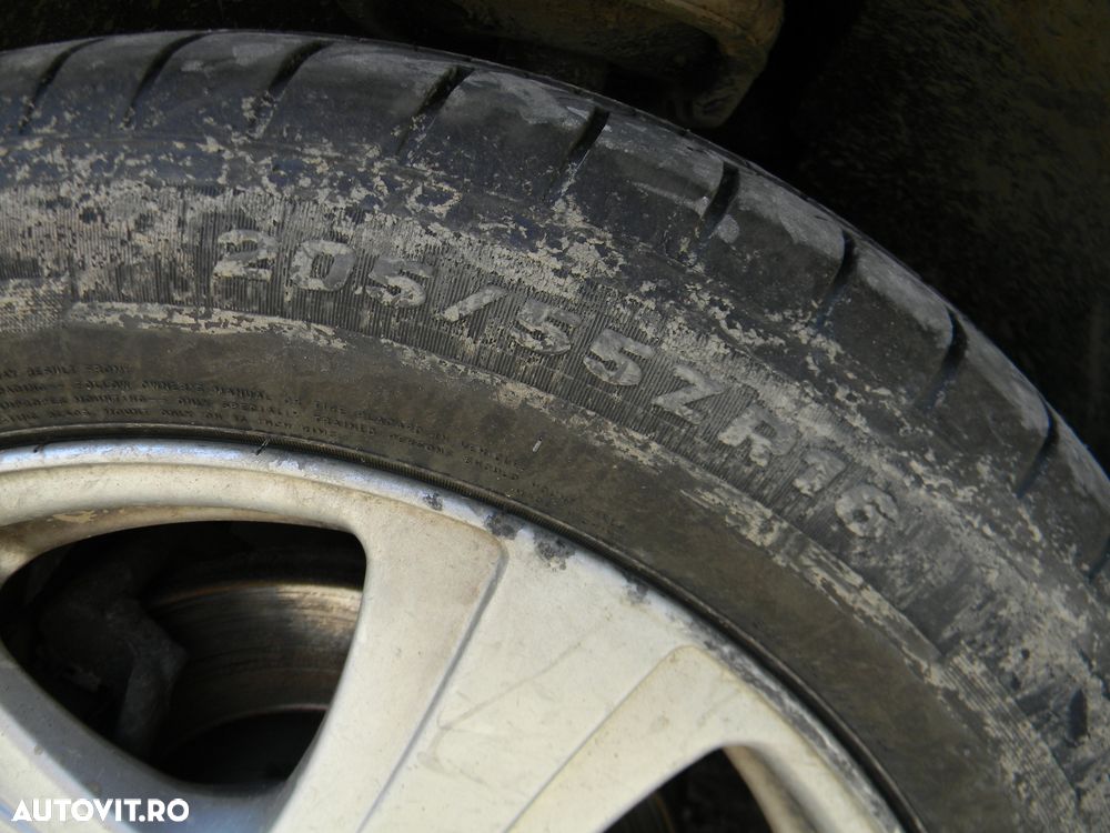 Dezmembrari  Peugeot 307  2000  > 0000 1.6 HDi 110 Motorina - 14