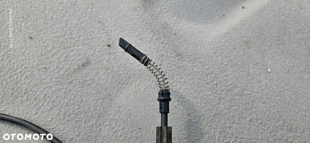 Linka cięgno rączka klapy bagażnika wlewu paliwa Skoda Fabia I 6y1827611 6Y0827511A - 6
