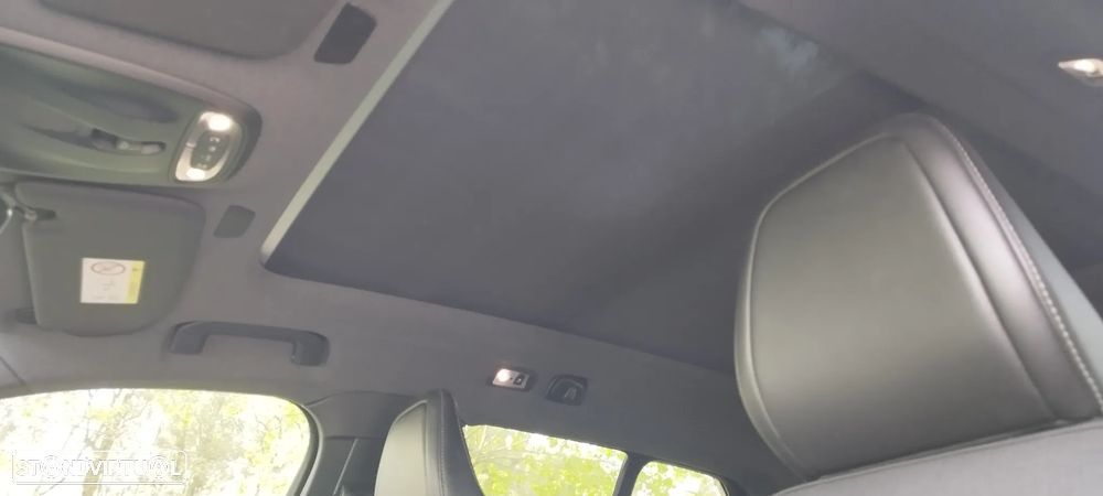 Volvo XC 40 2.0 D3 Momentum Plus - 26