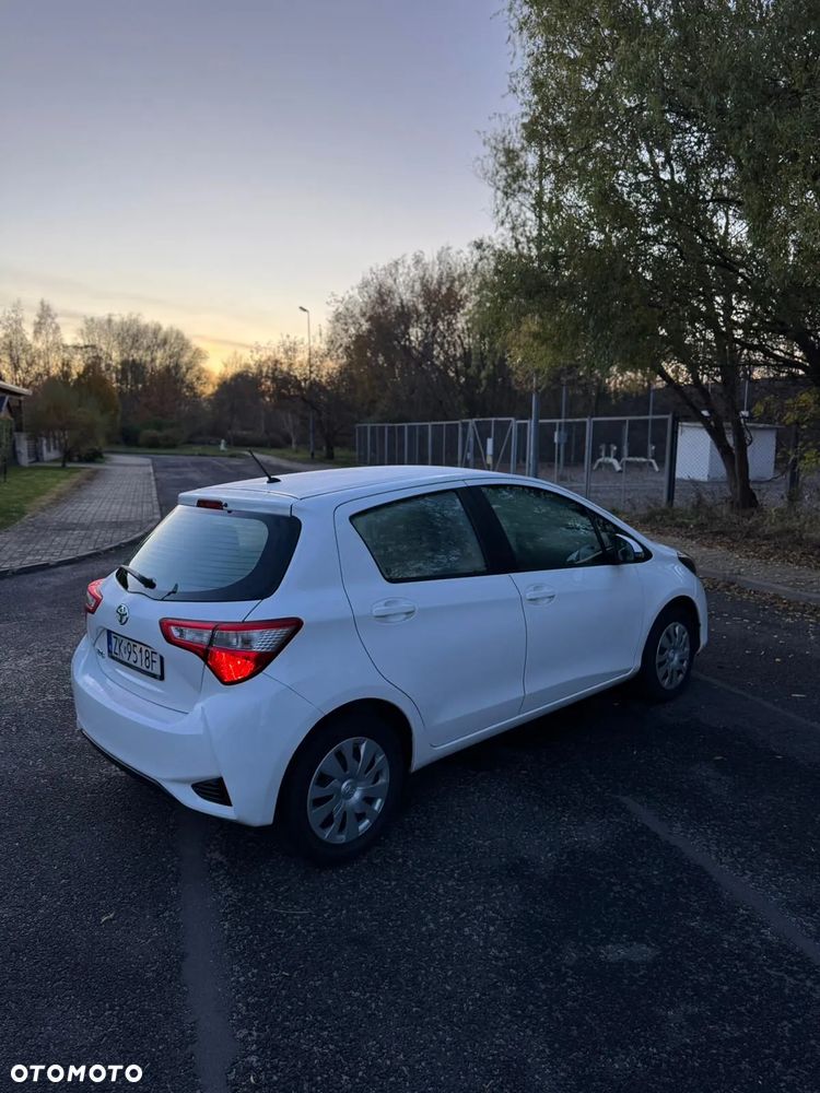 Toyota Yaris 1.5 Life - 4