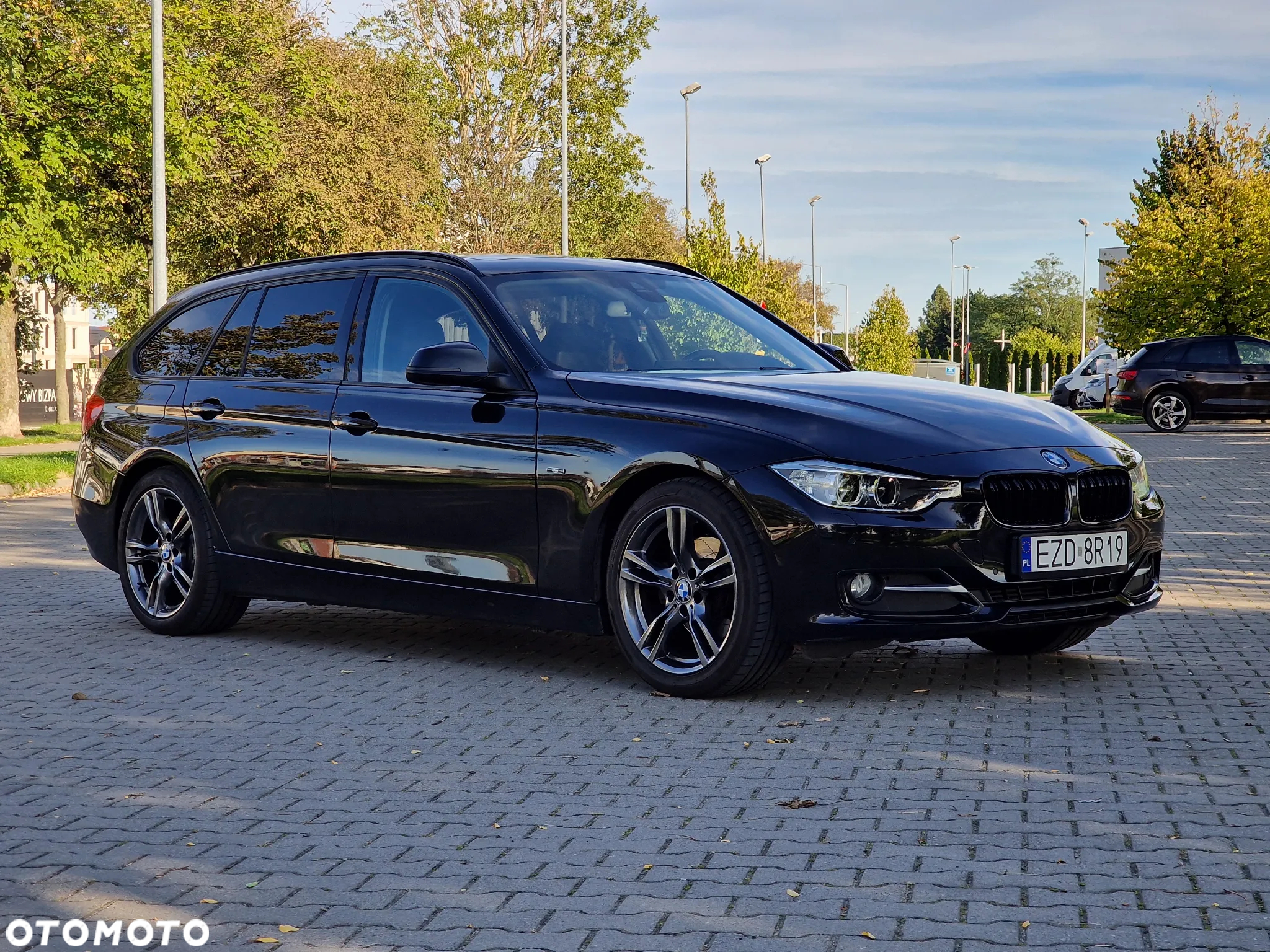 BMW Seria 3 320d Sport Line - 5