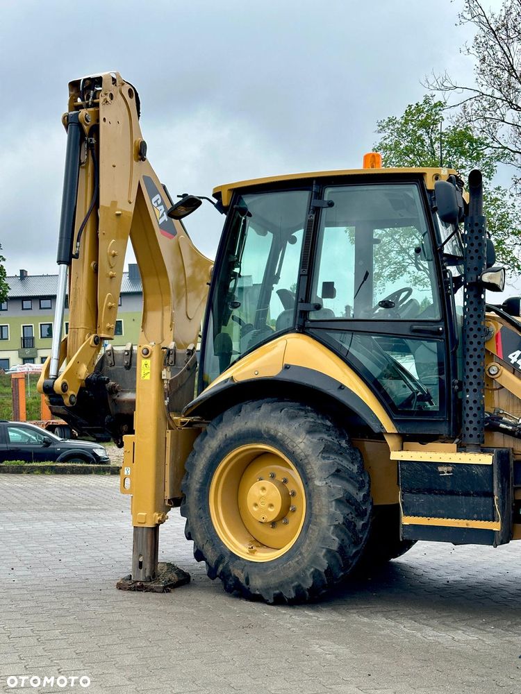 Caterpillar CAT 444F - 5
