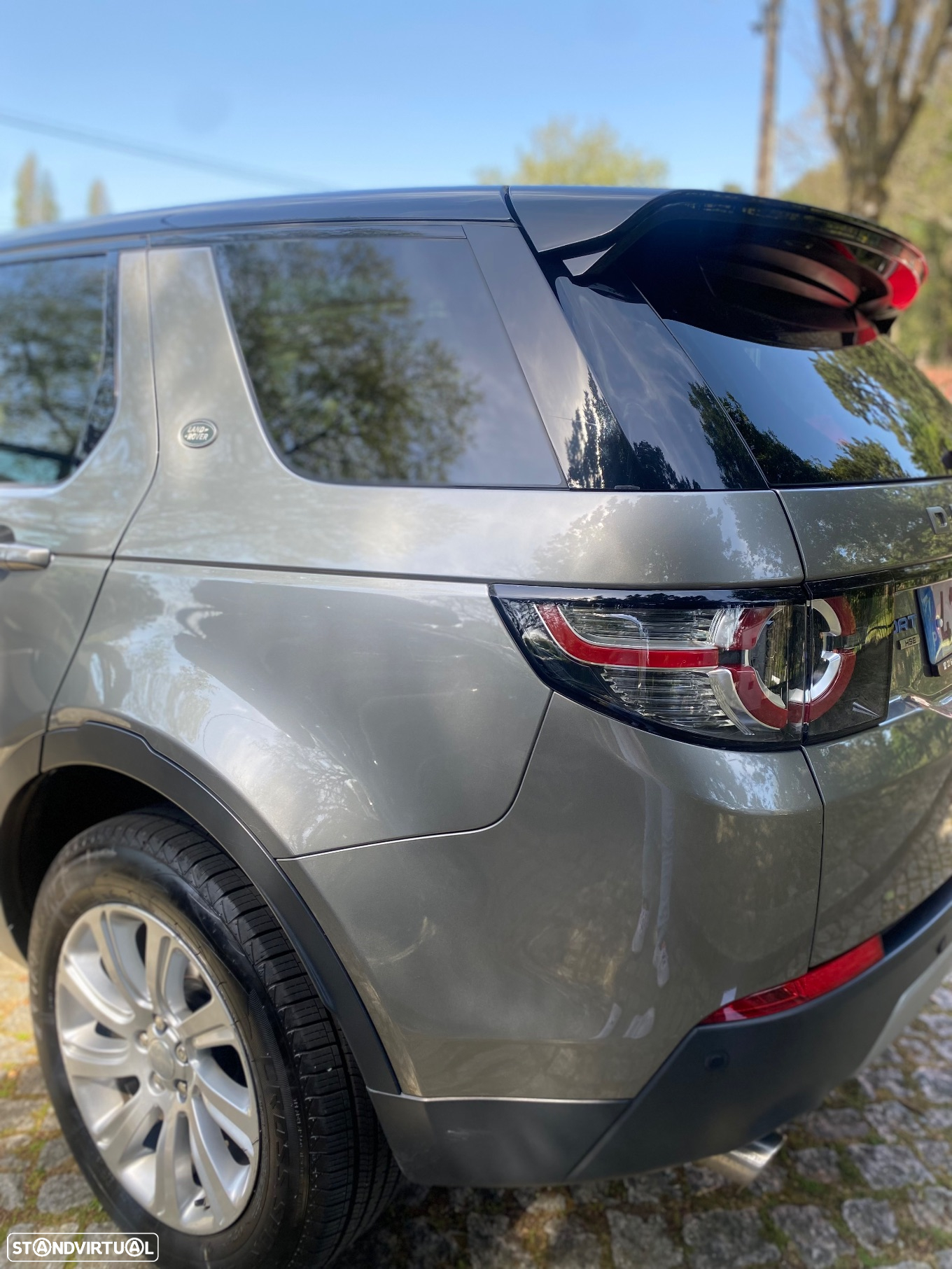 Land Rover Discovery Sport 2.0 TD4 HSE Luxury - 8