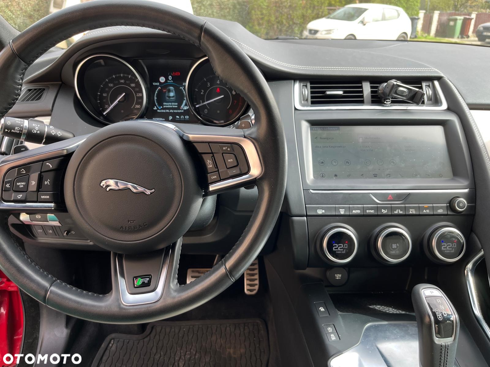 Jaguar E-Pace 2.0 i4P AWD R-Dynamic - 4