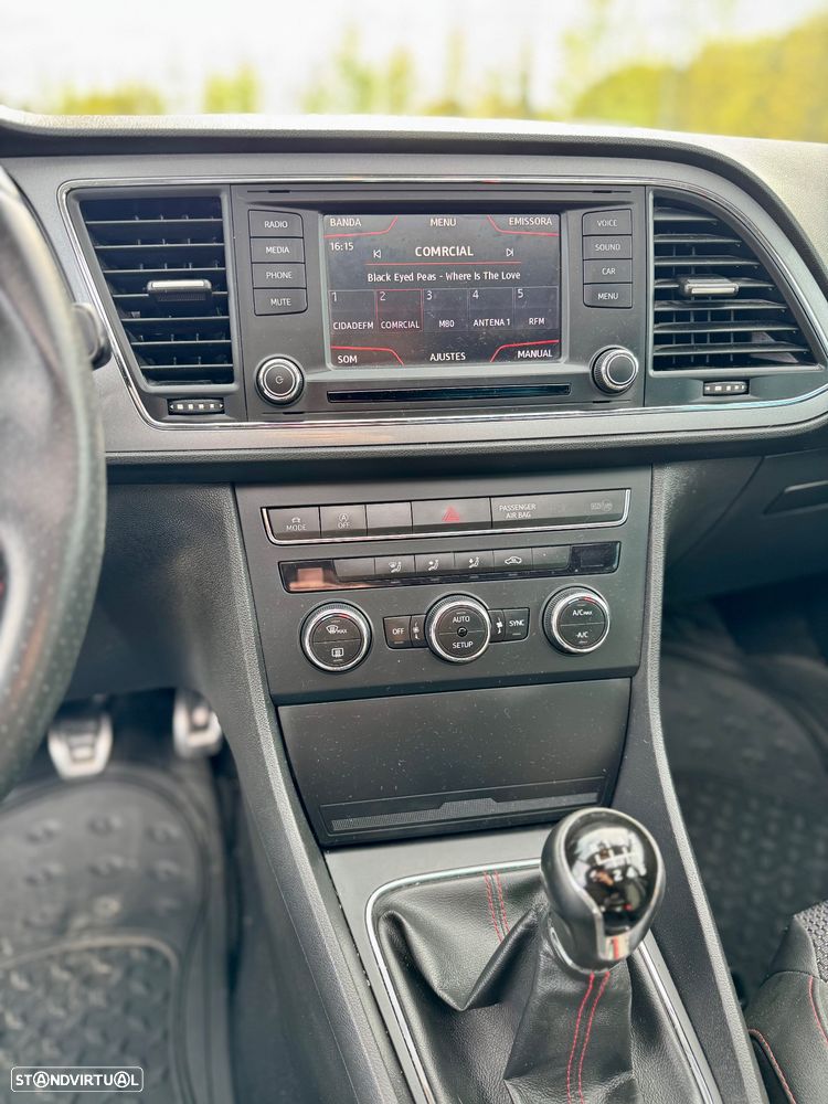 SEAT Leon 2.0 TDI DPF S&S FR - 23