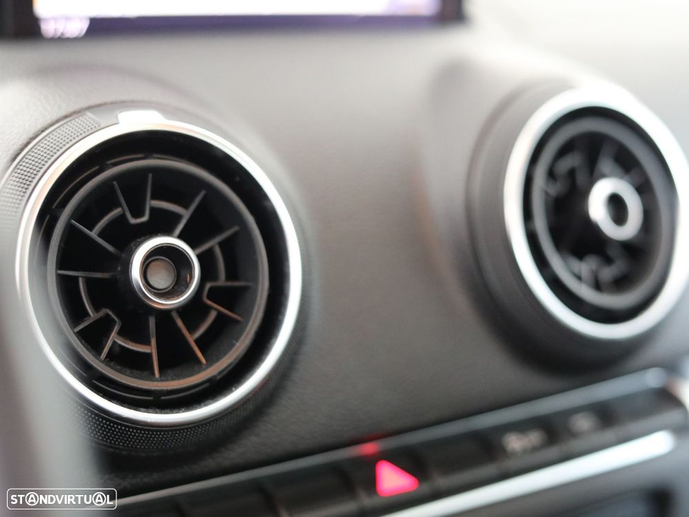 Audi A3 Sportback 30 TDI - 42