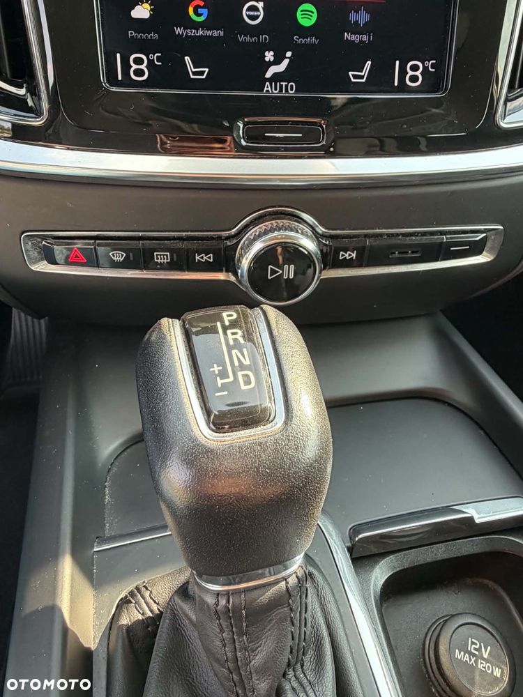 Volvo V60 D3 Momentum - 10