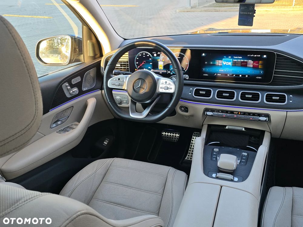 Mercedes-Benz GLS - 11