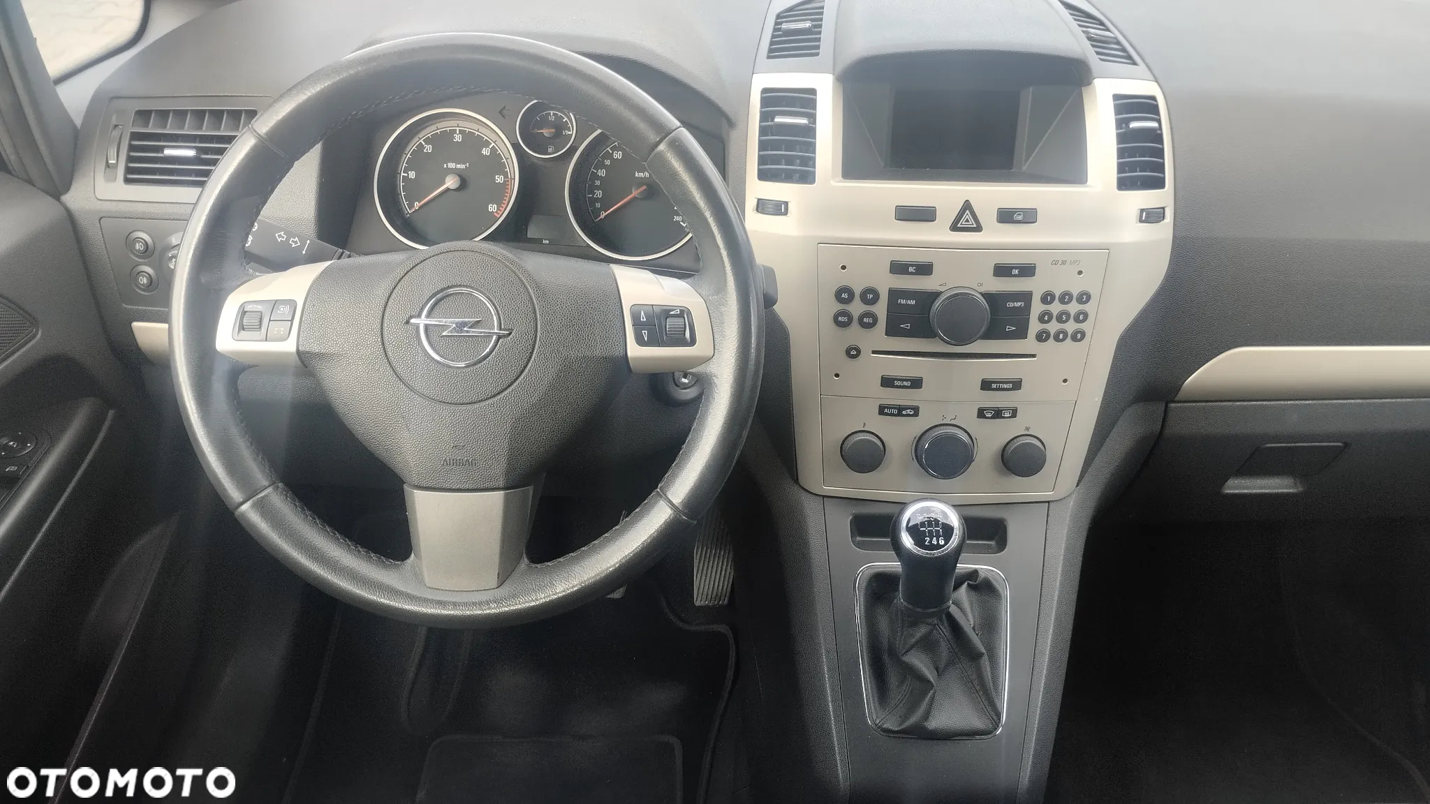 Opel Zafira 1.9 CDTI - 15