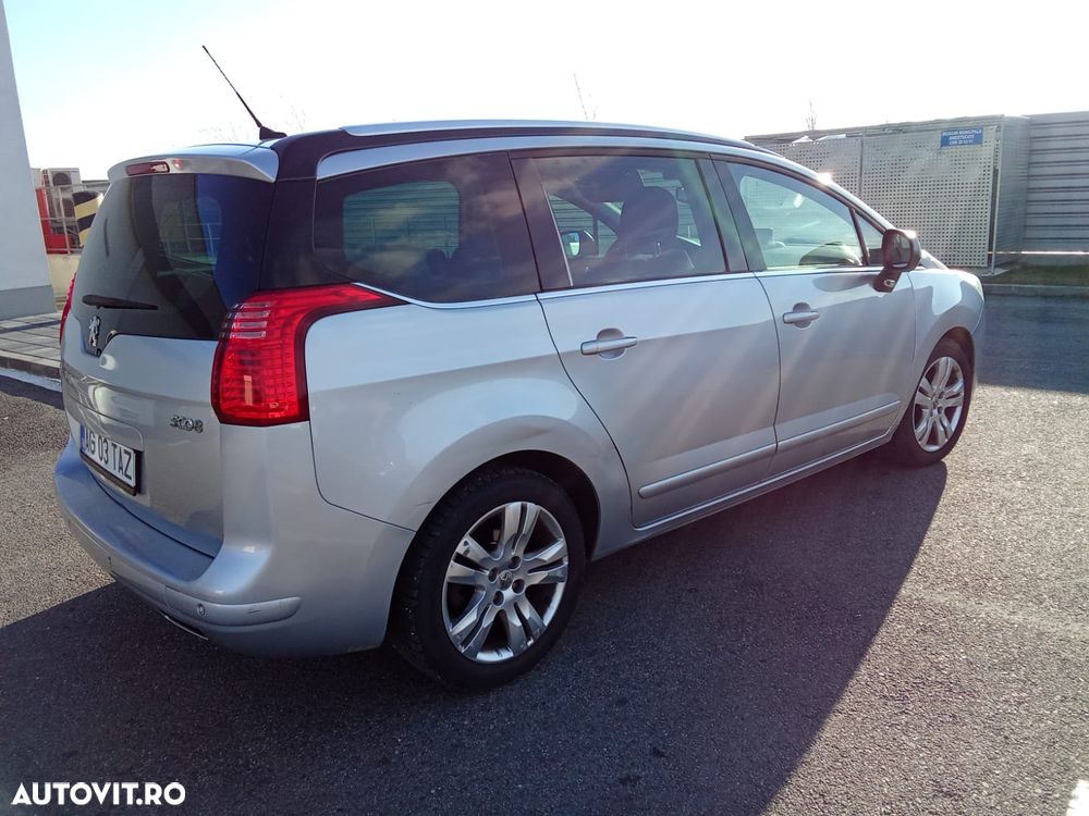 Peugeot 5008 HDI FAP 110 Premium - 3