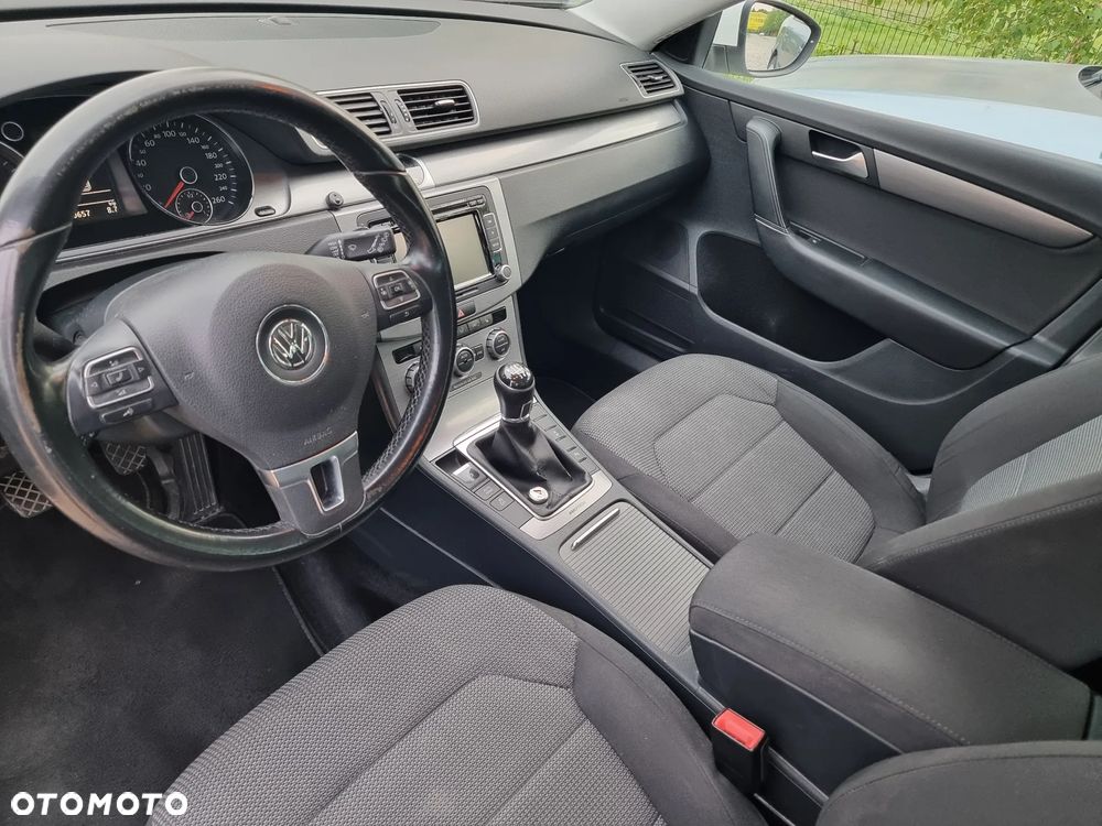 Volkswagen Passat 2.0 TDI DPF 4Mot Comfortline - 5