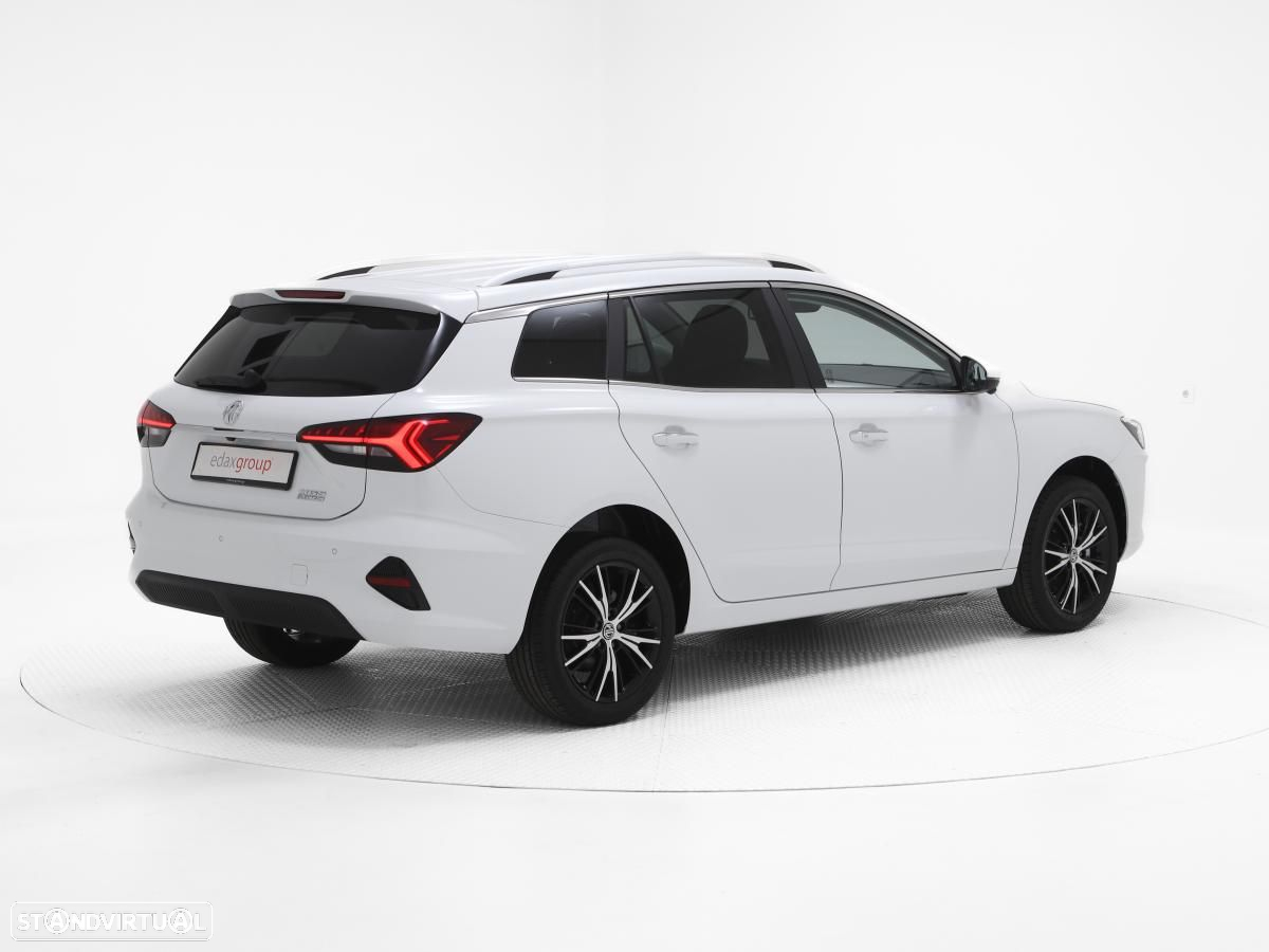 MG MG5 61 kWh Luxury - 3