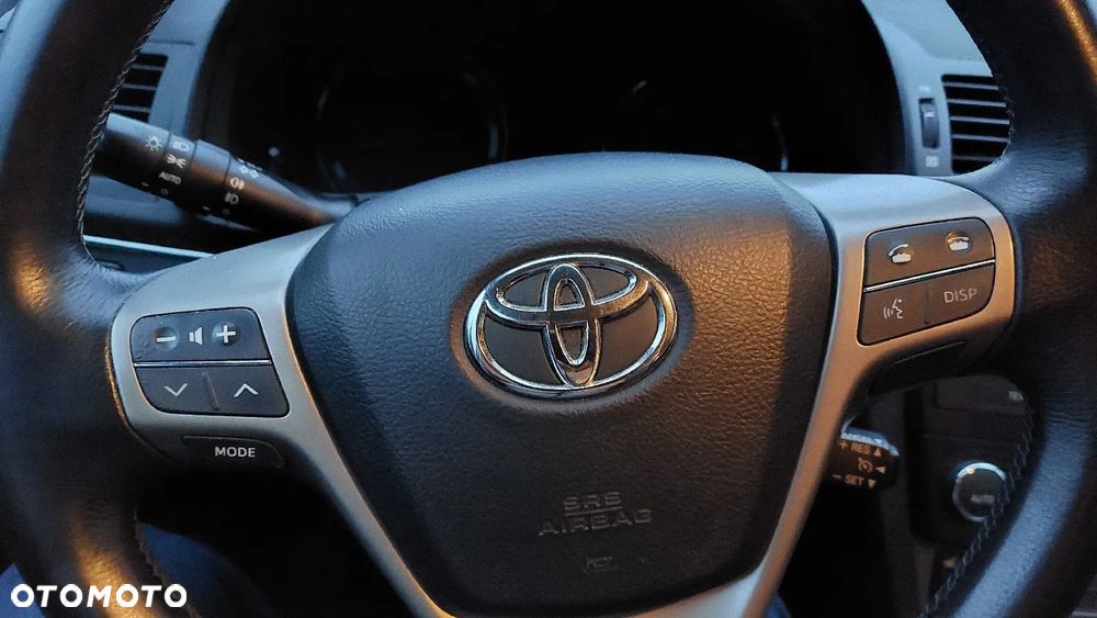 Toyota Avensis 1.8 Life - 8