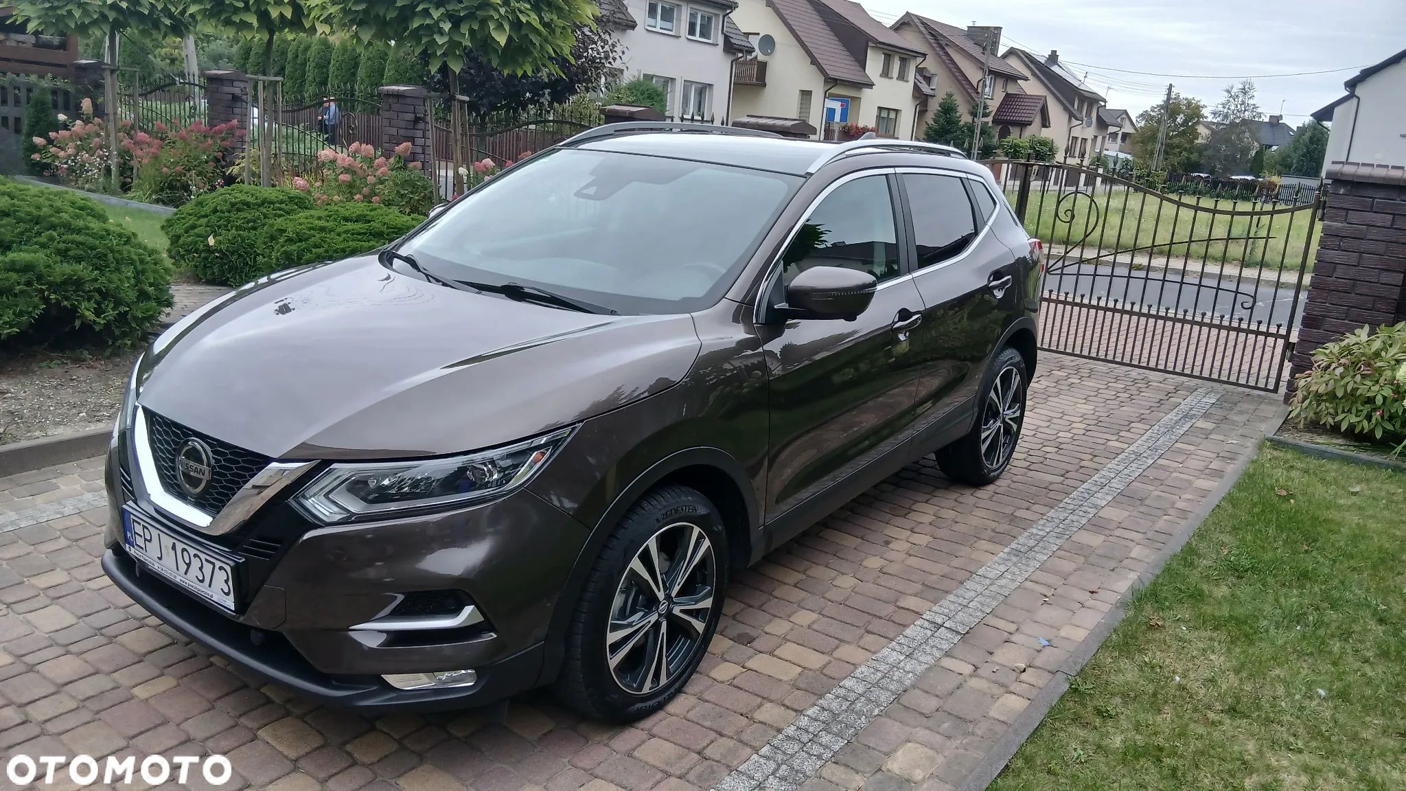 Nissan Qashqai 1.3 DIG-T N-Connecta EU6d - 1