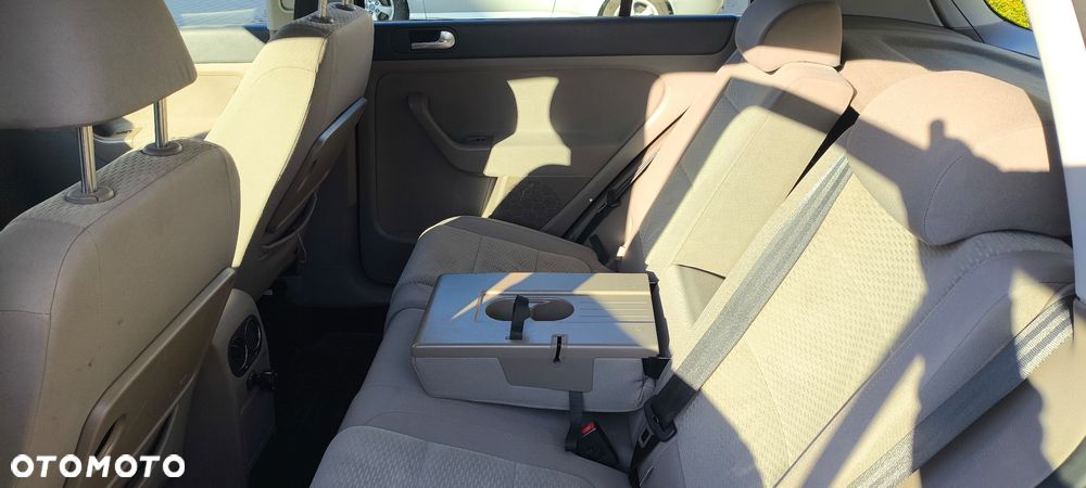 Volkswagen Golf Plus - 13