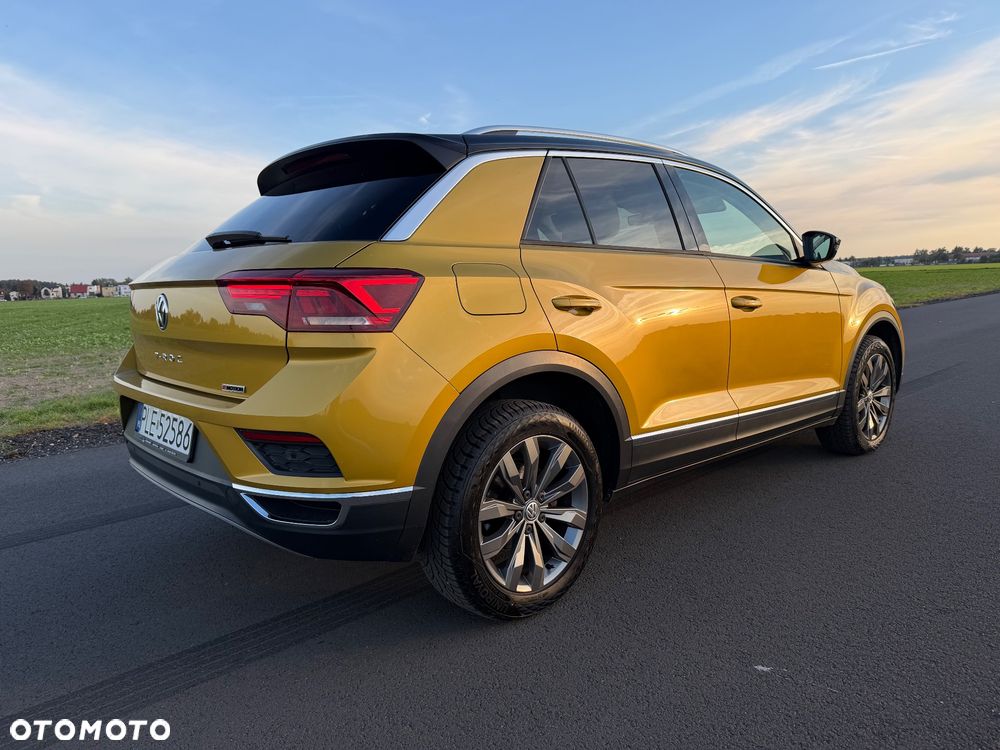 Volkswagen T-Roc - 12