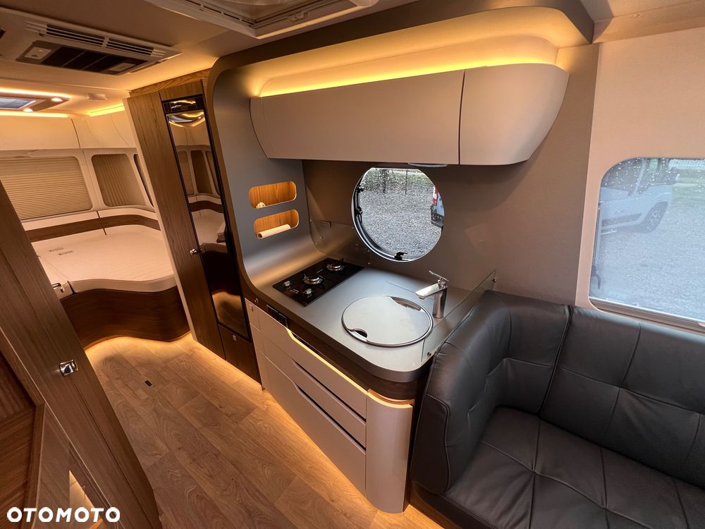 Hymer-Eriba Touring 820 - 3