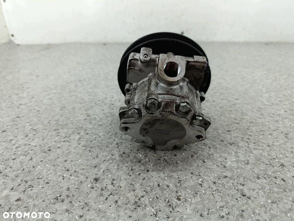 POMPA WSPOMAGANIA VW TRANSPORTER T4 2.4 D - 5
