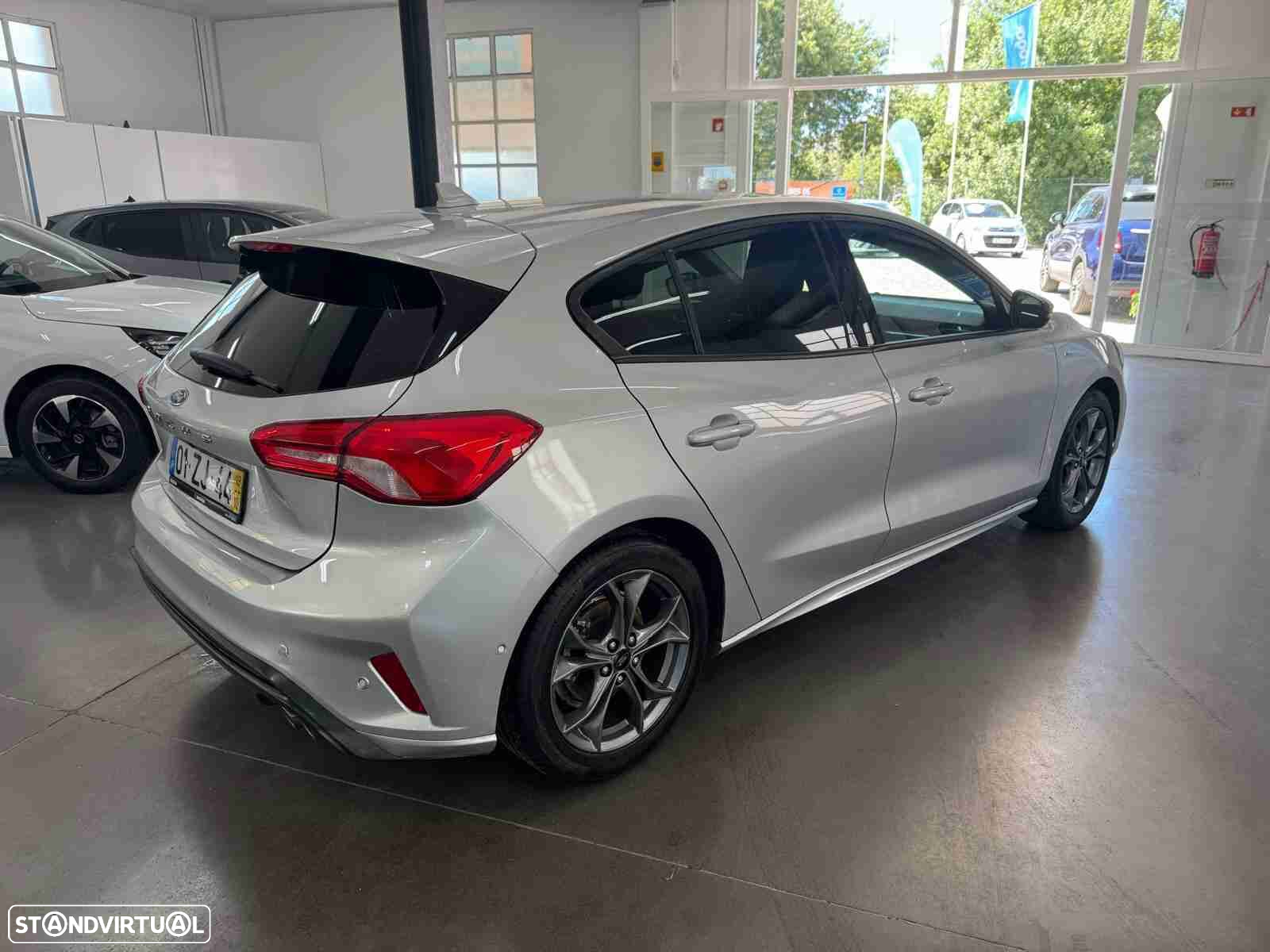 Ford Focus 1.0 EcoBoost ST-Line - 5