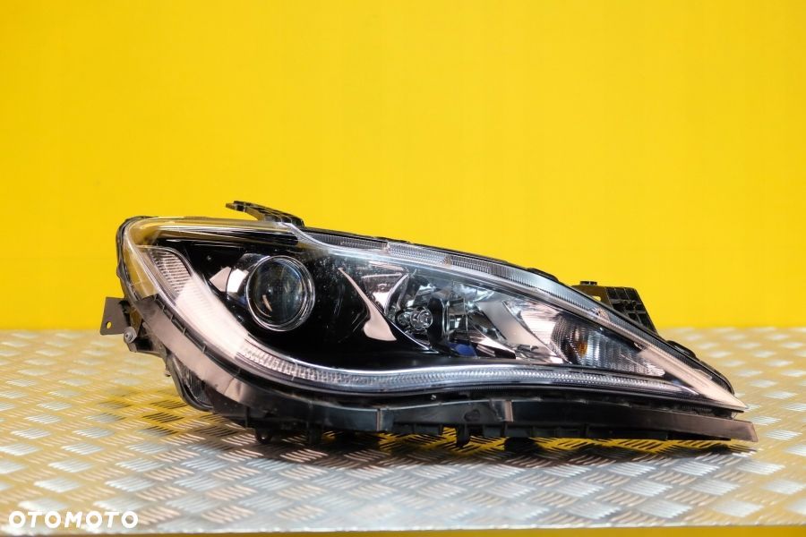 CHRYSLER PACIFICA HYBRYDA 2017- REFLEKTOR LAMPA R USA - 1