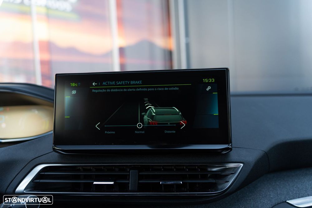 Peugeot 3008 225 e-EAT8 Allure - 16