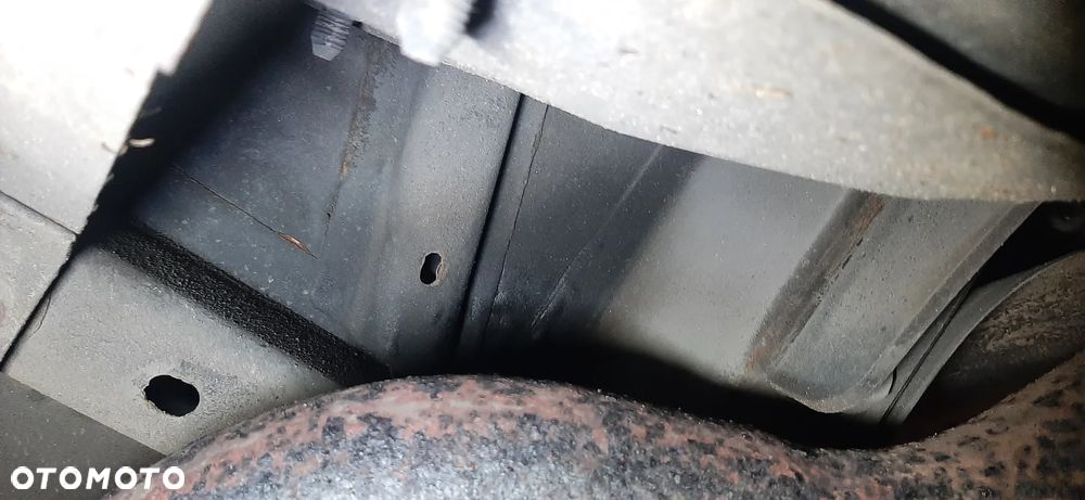 Jeep Cherokee 3.7L Limited - 28