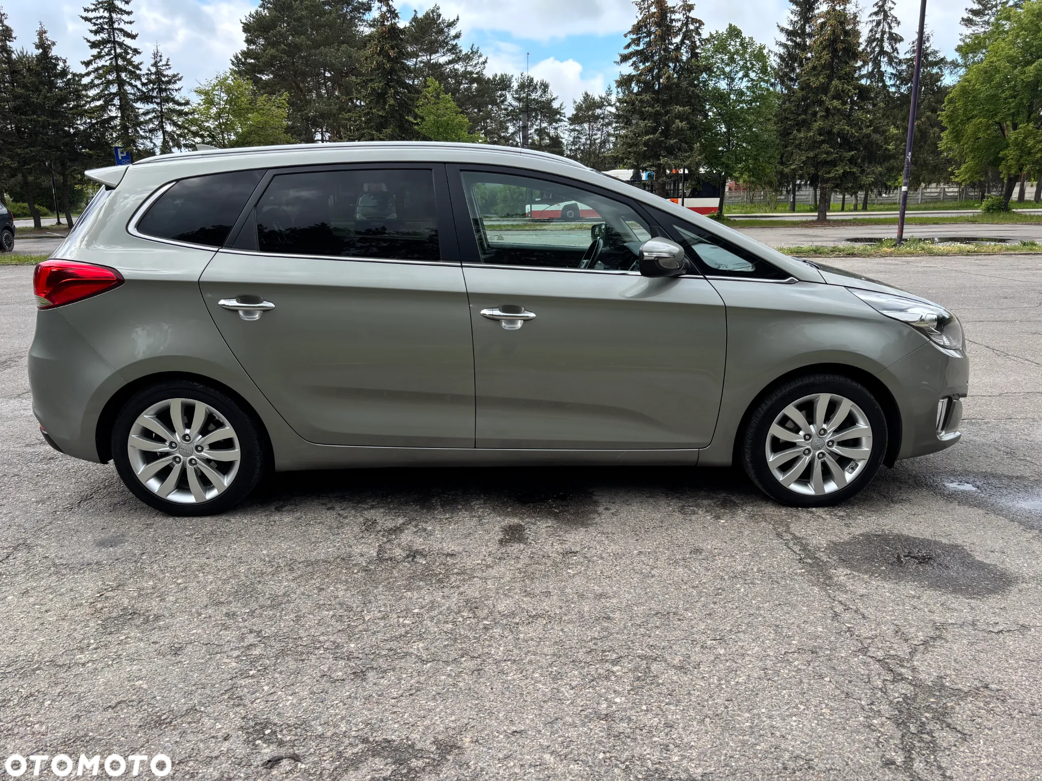 Kia Carens 1.7 CRDi Vision - 7