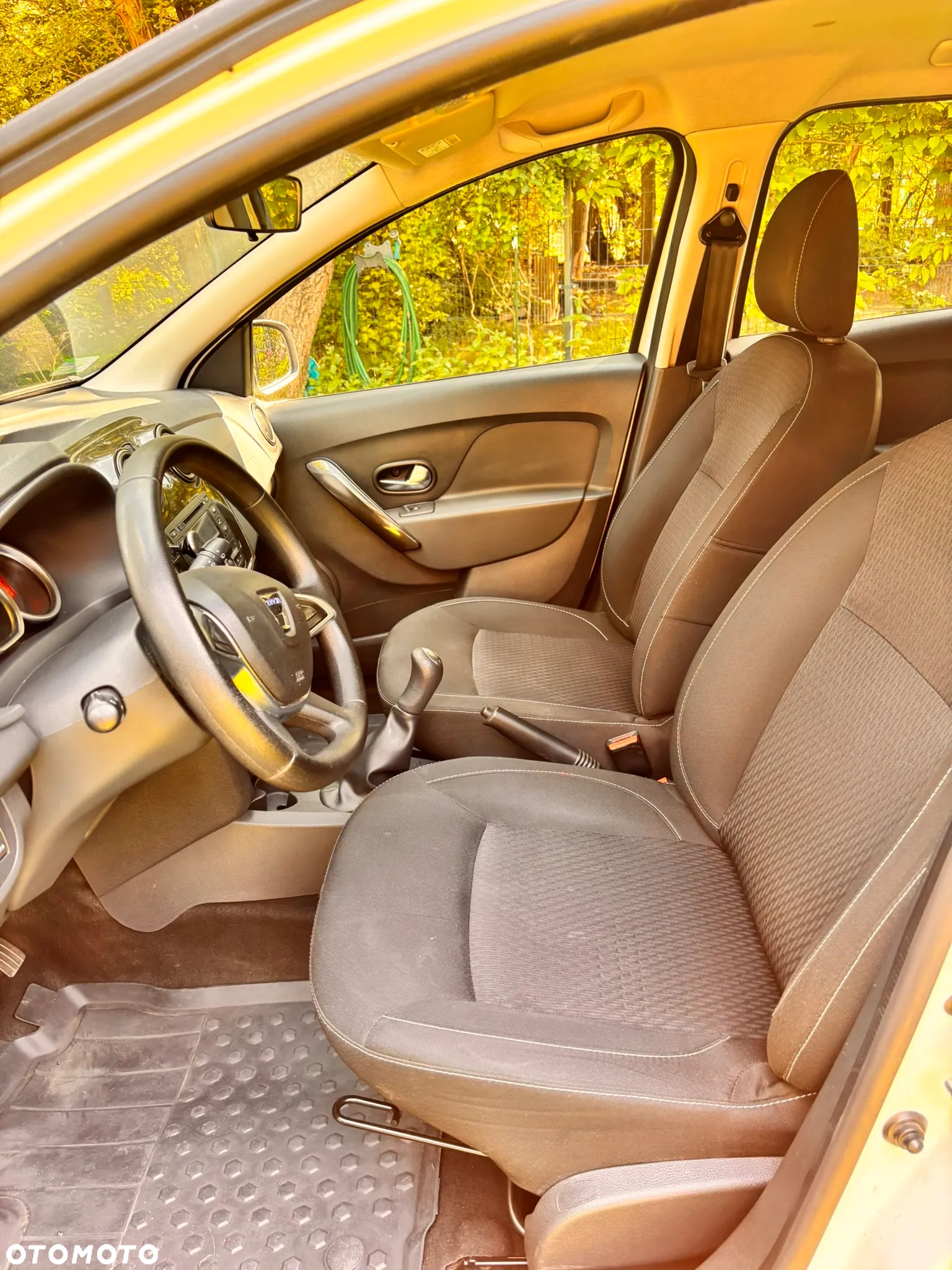 Dacia Logan MCV 1.5 dCi Laureate S&S - 8