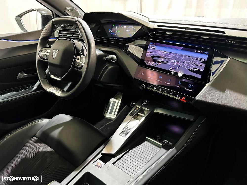 Peugeot 408 1.6 Hybrid GT e-EAT8 - 36