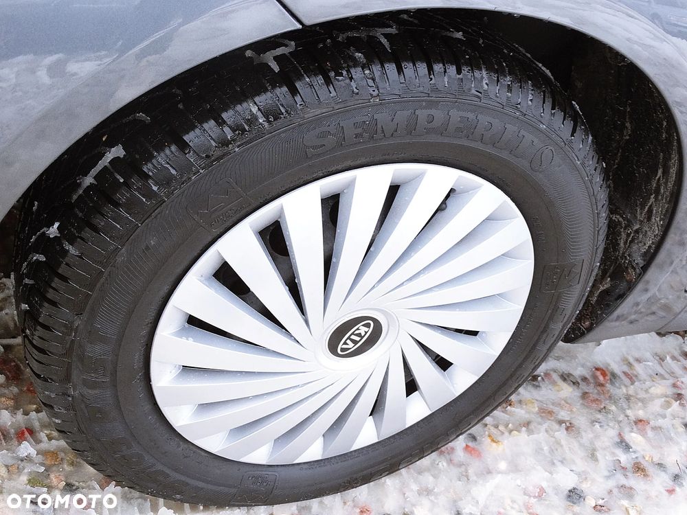 Kia Venga 1.4 CRDi 90 Business Line - 17