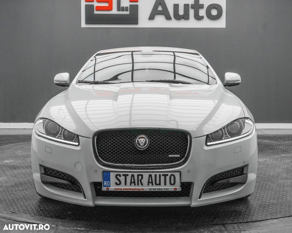 Jaguar XF 2.2D Premium Luxury - 3