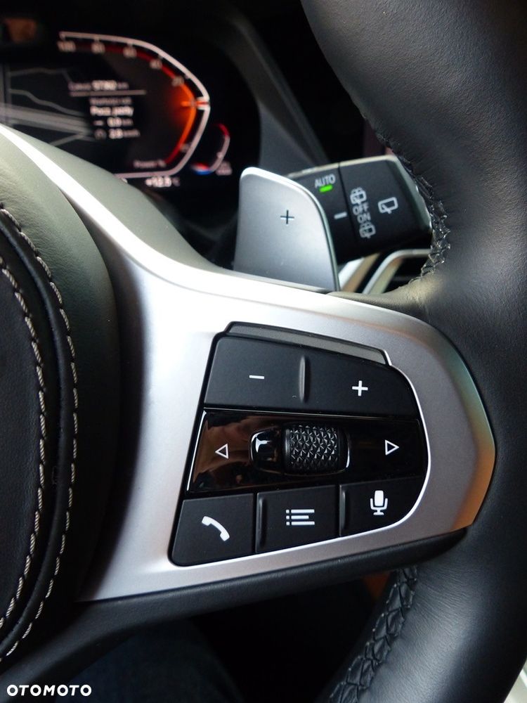 BMW X5 xDrive40d mHEV - 30