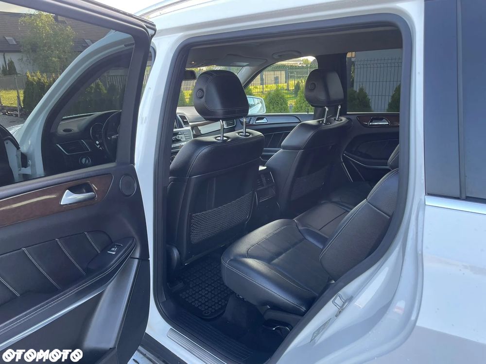 Mercedes-Benz GL 500 4Matic (BlueEFFICIENCY) 7G-TRONIC - 12