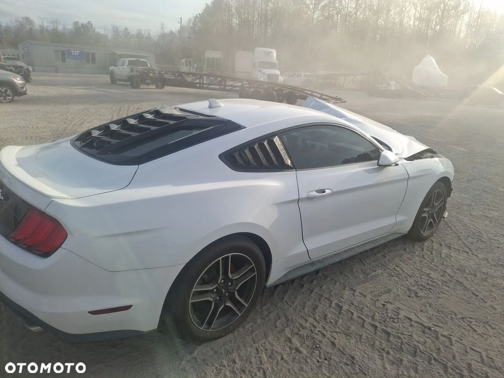 Ford Mustang 2.3 EcoBoost - 15