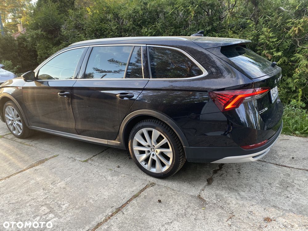 Skoda Octavia 2.0 TDI 4x4 Scout DSG - 2