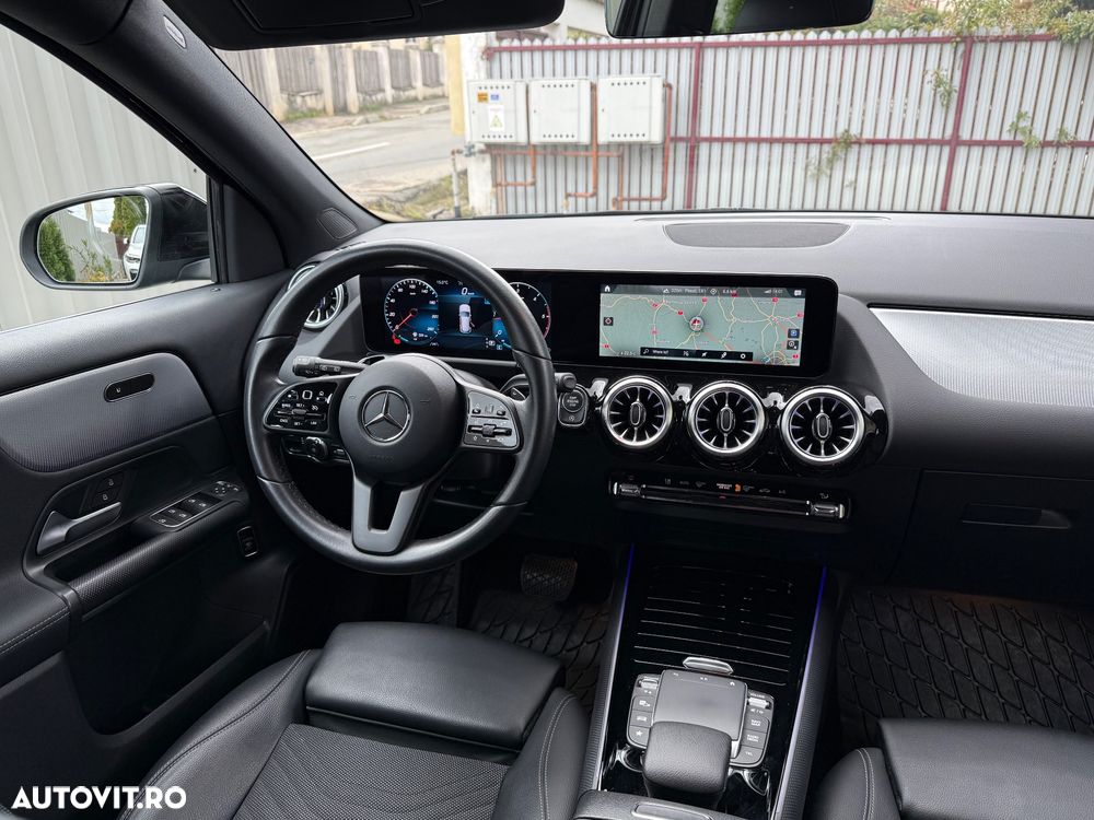 Mercedes-Benz GLA 200 d 4Matic 8G-DCT - 16