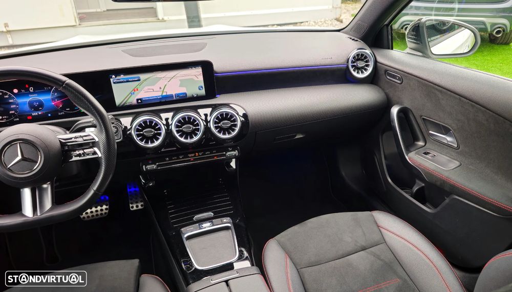 Mercedes-Benz A 200 Limousine AMG Line Aut. - 14