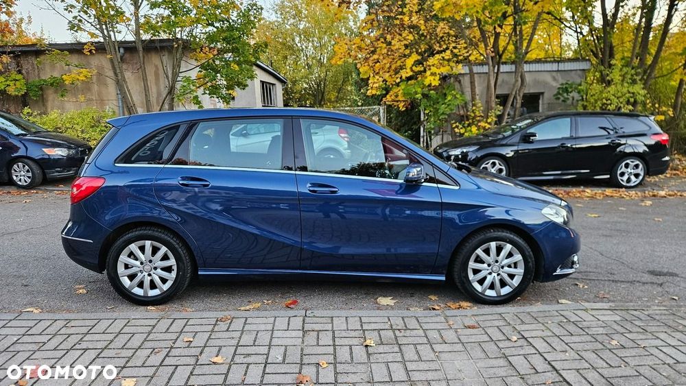 Mercedes-Benz Klasa B 180 BlueEFFICIENCY Edition Style - 6
