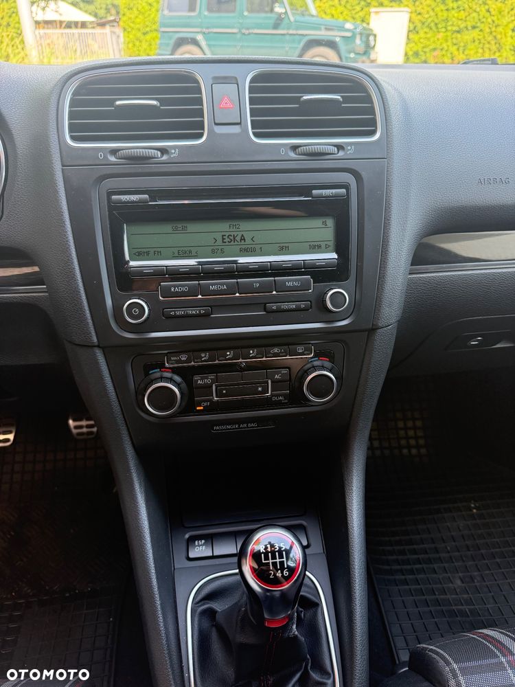 Volkswagen Golf 2.0 GTI - 8