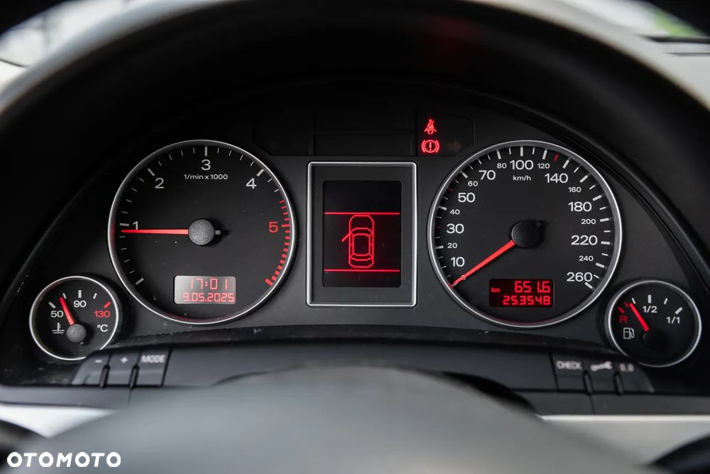 Audi A4 2.0 TDI - 17