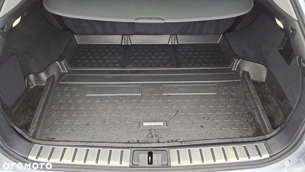 Lexus RX 450h F-Impression - 25