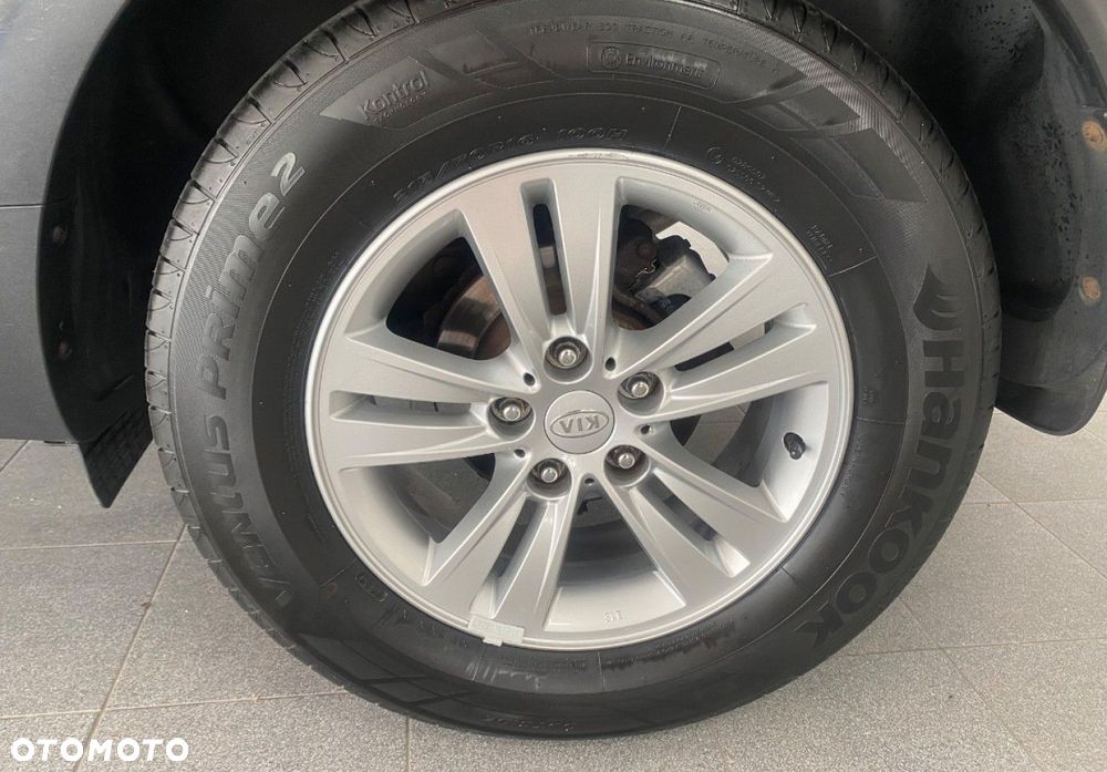 Kia Sportage - 16
